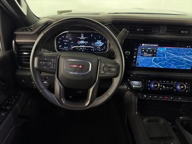 2025 GMC Sierra 2500HD 4WD Crew Cab Standard Bed AT4