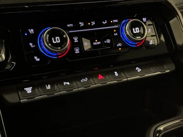 2025 GMC Sierra 2500HD 4WD Crew Cab Standard Bed AT4