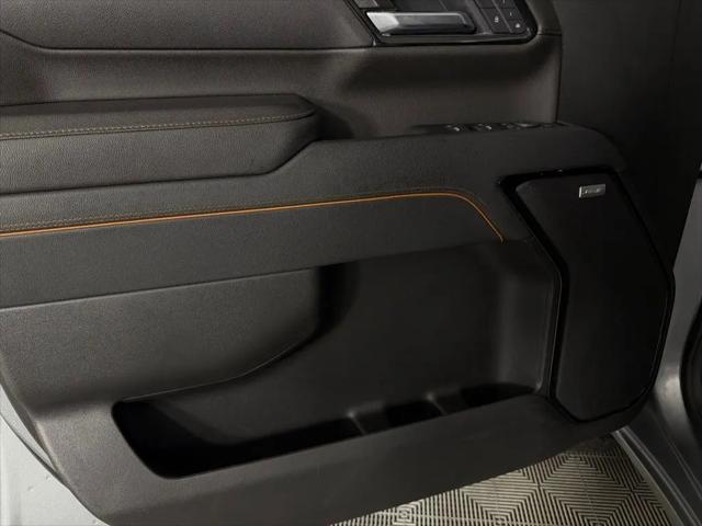 2025 GMC Sierra 2500HD 4WD Crew Cab Standard Bed AT4