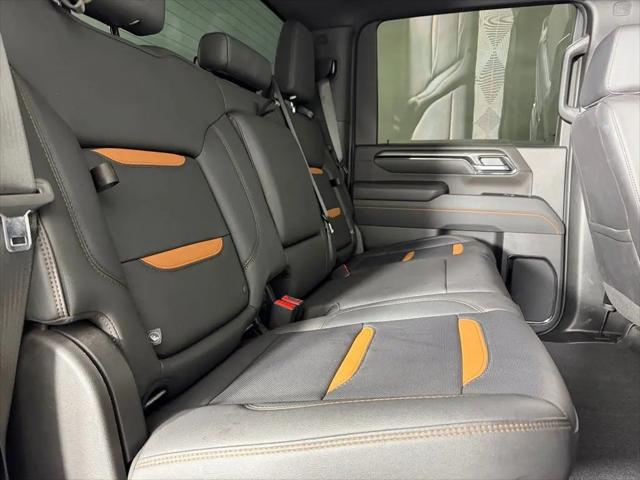 2025 GMC Sierra 2500HD 4WD Crew Cab Standard Bed AT4