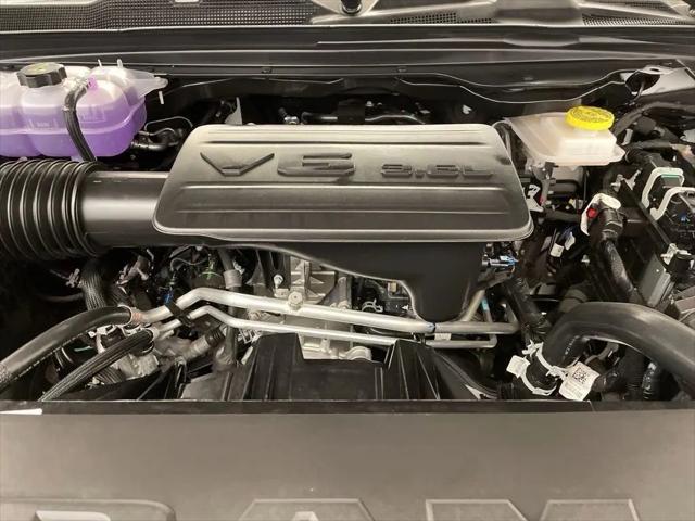 2026 Ram 1500 Express Crew Cab 4x2 57 Box