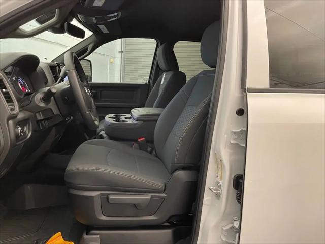 2026 Ram 2500 Warlock Crew Cab 4x4 64 Box