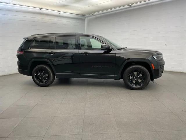 2026 Jeep Grand Cherokee L Altitude 4x2