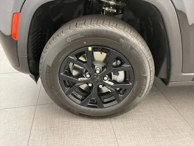2026 Jeep Grand Cherokee L Altitude 4x2