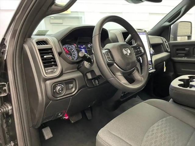 2026 Ram 2500 Tradesman Crew Cab 4x4 64 Box