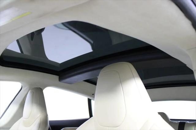 2013 Tesla Model S Performance