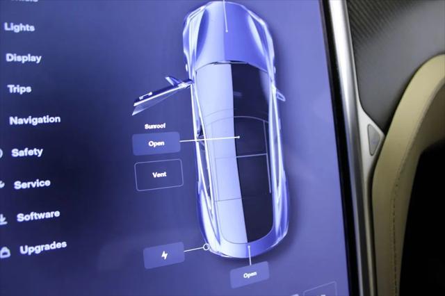 2013 Tesla Model S Performance