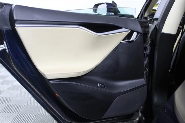 2013 Tesla Model S Performance