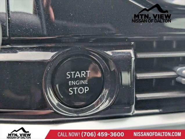 2025 Nissan Pathfinder SV 4WD