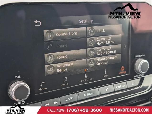 2025 Nissan Pathfinder SV 4WD