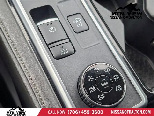 2025 Nissan Pathfinder SV 4WD