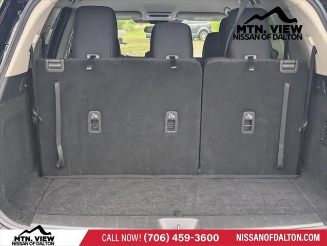 2025 Nissan Pathfinder SV 4WD