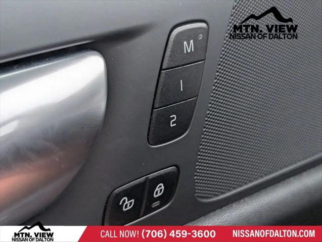 2024 Volvo S60 B5 Core Dark Theme