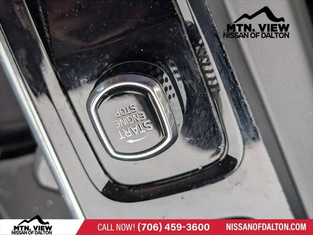 2024 Volvo S60 B5 Core Dark Theme