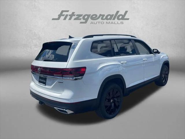 2026 Volkswagen Atlas SE with Technology