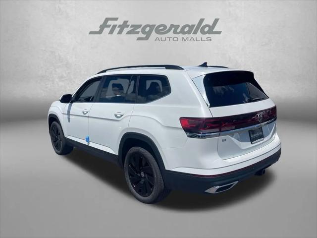 2026 Volkswagen Atlas SE with Technology
