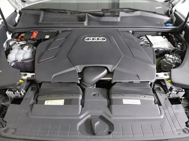 2023 Audi Q8 Premium Plus 55 TFSI quattro Tiptronic