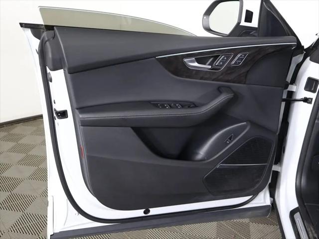 2023 Audi Q8 Premium Plus 55 TFSI quattro Tiptronic