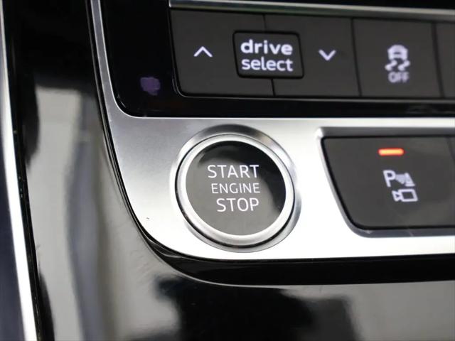 2023 Audi Q8 Premium Plus 55 TFSI quattro Tiptronic