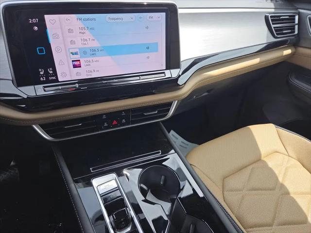2026 Volkswagen Atlas Cross Sport SE with Technology