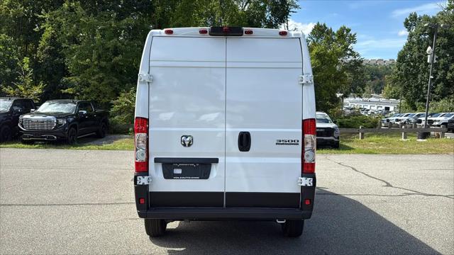 2026 Ram ProMaster Cargo Van Tradesman High Roof 159 WB w/Pass Seat