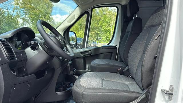 2026 Ram ProMaster Cargo Van Tradesman High Roof 159 WB w/Pass Seat