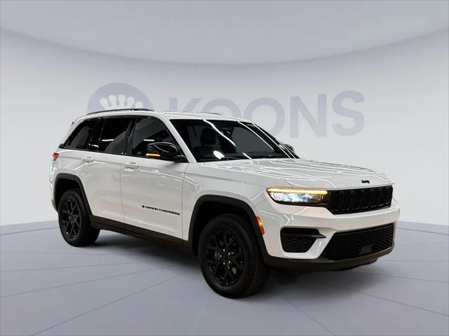 2025 Jeep Grand Cherokee Altitude 4x4