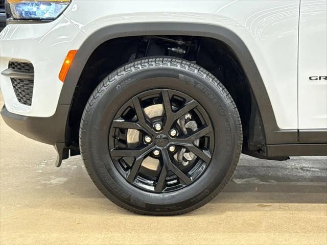 2025 Jeep Grand Cherokee Altitude 4x4