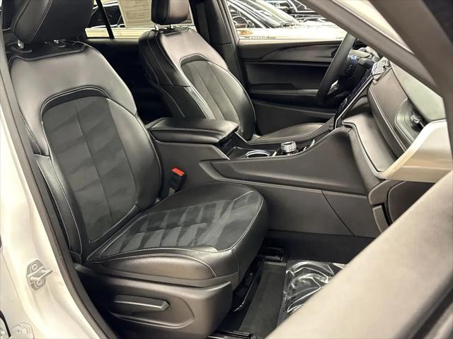 2025 Jeep Grand Cherokee Altitude 4x4