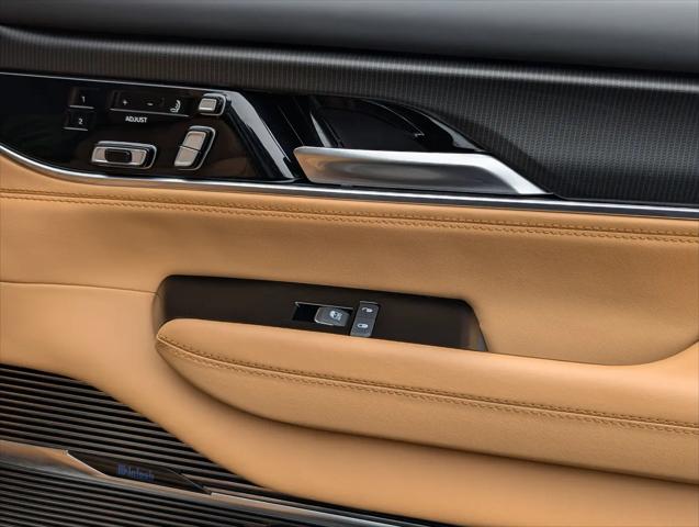 2025 Jeep Grand Wagoneer L Series III Obsidian 4x4