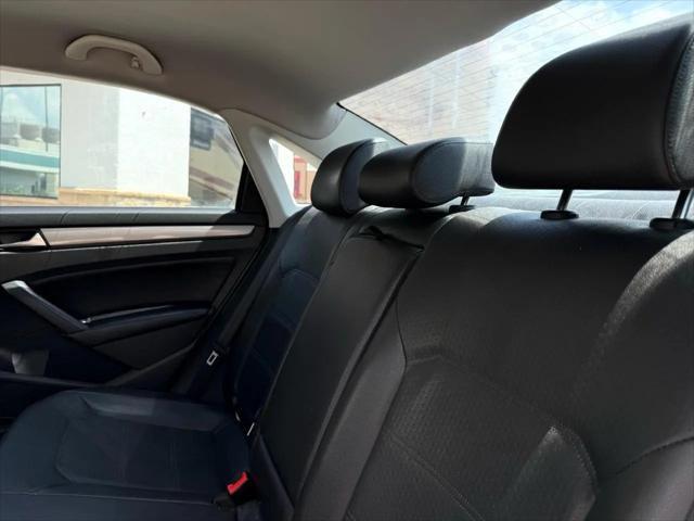 2015 Volkswagen Passat 1.8T Wolfsburg Edition