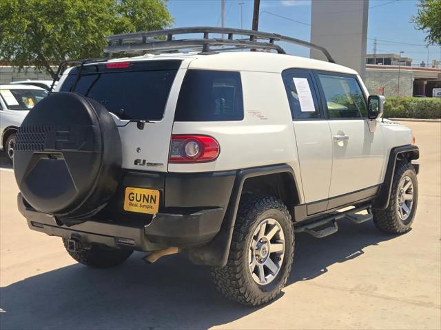 2014 Toyota FJ Cruiser Base