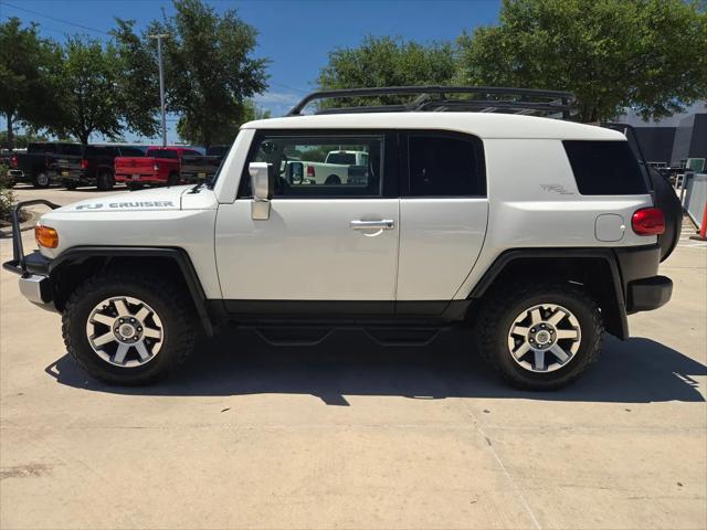 2014 Toyota FJ Cruiser Base