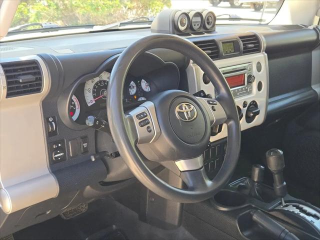 2014 Toyota FJ Cruiser Base