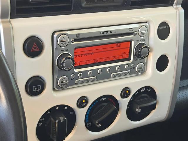 2014 Toyota FJ Cruiser Base