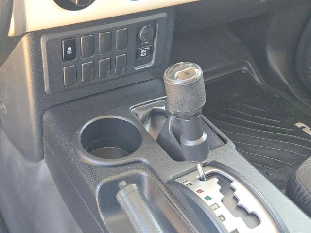 2014 Toyota FJ Cruiser Base