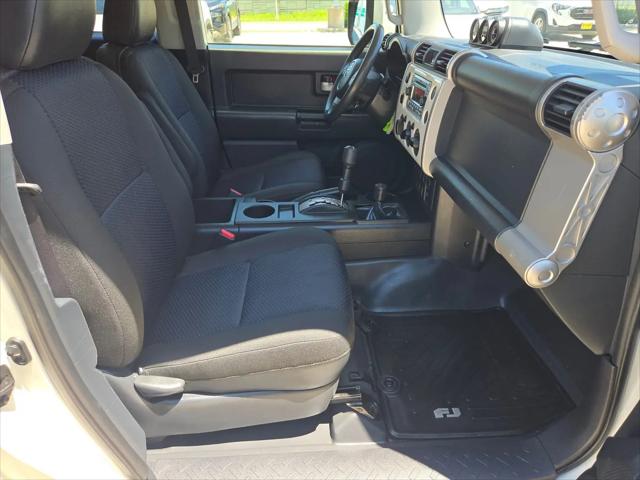 2014 Toyota FJ Cruiser Base