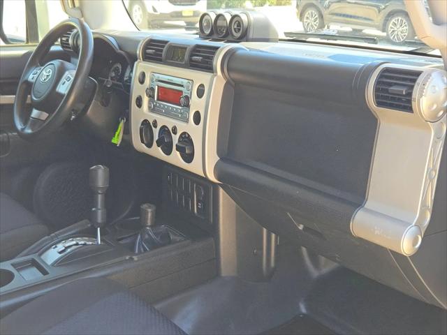 2014 Toyota FJ Cruiser Base