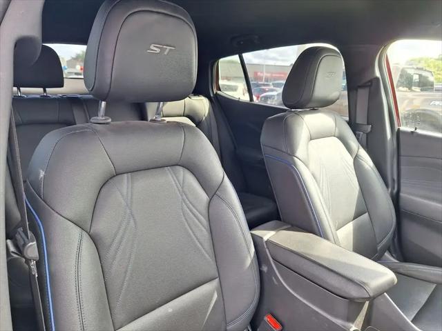 2025 Buick NV Sport Touring FWD