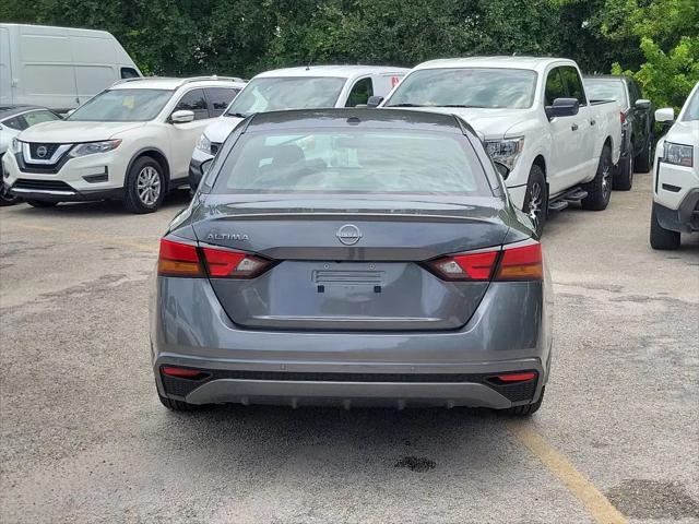 2026 Nissan Altima SV FWD