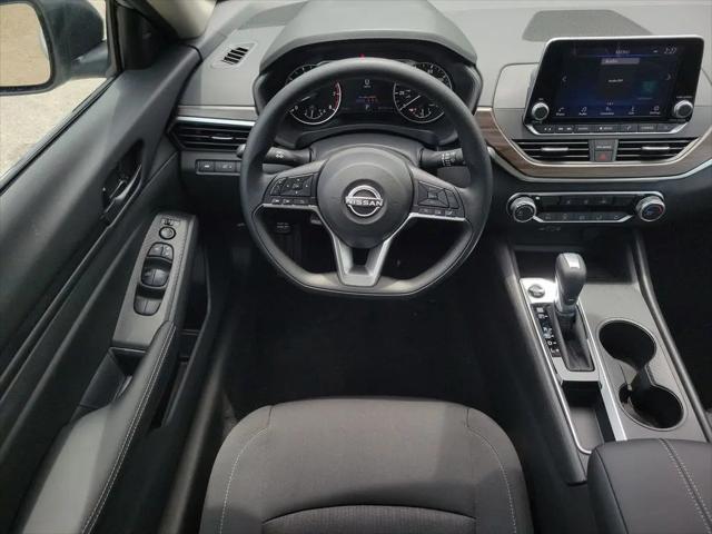 2026 Nissan Altima SV FWD