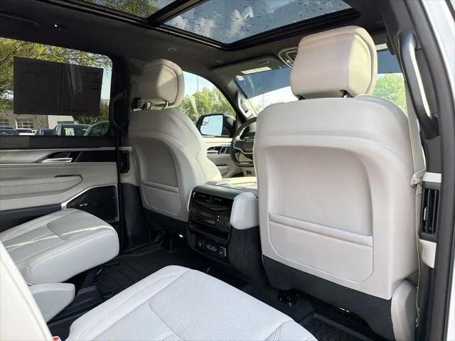 2025 Jeep Wagoneer Series II Overland 4x4