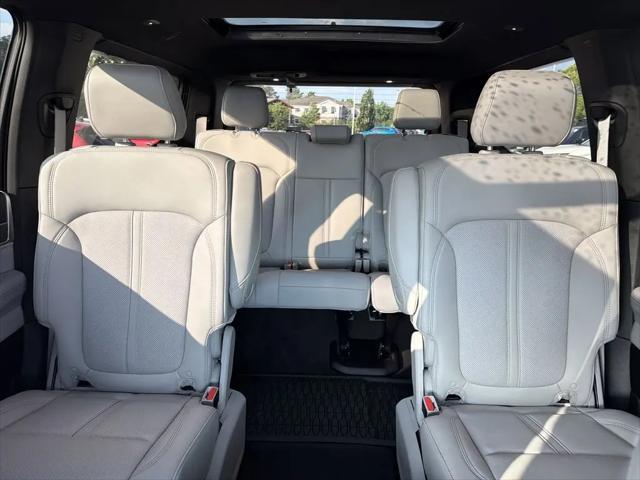 2025 Jeep Wagoneer Series II Overland 4x4