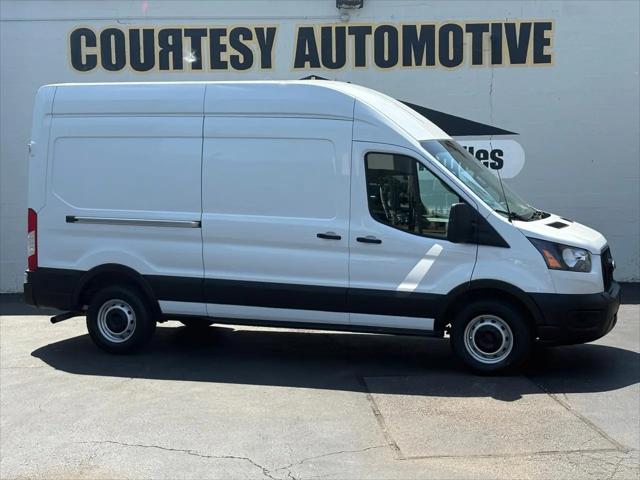 2023 Ford Transit Cargo Van T-250
