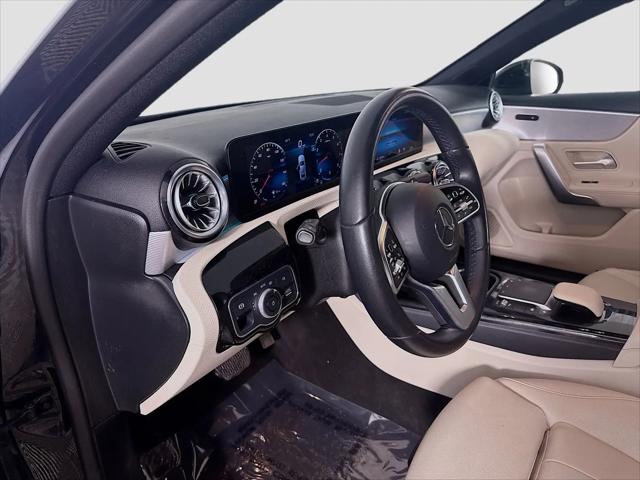 2022 Mercedes-Benz A 220 A 220