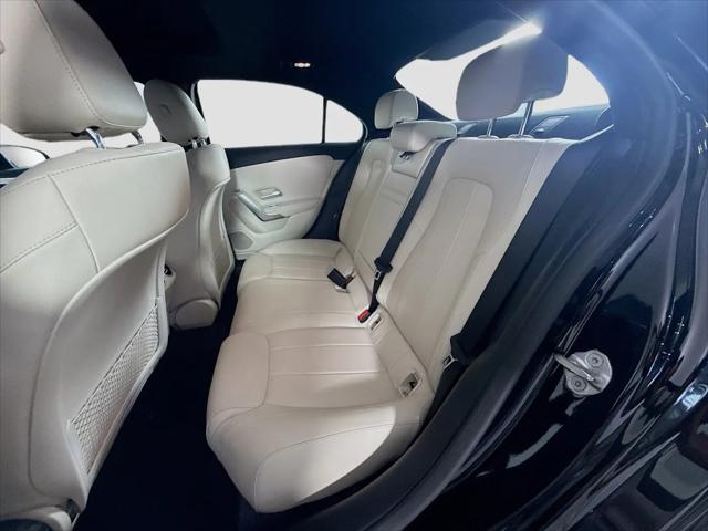 2022 Mercedes-Benz A 220 A 220