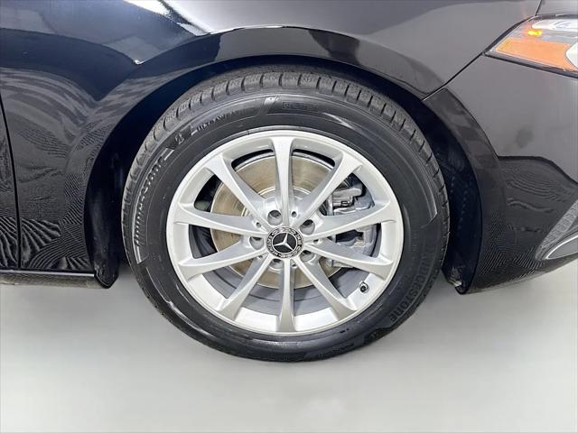 2022 Mercedes-Benz A 220 A 220
