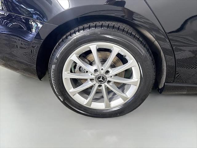 2022 Mercedes-Benz A 220 A 220