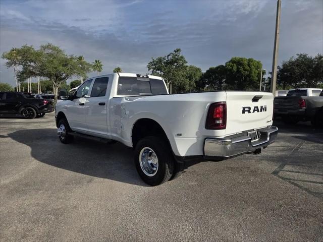 2026 Ram 3500 Tradesman Crew Cab 4x4 8' Box