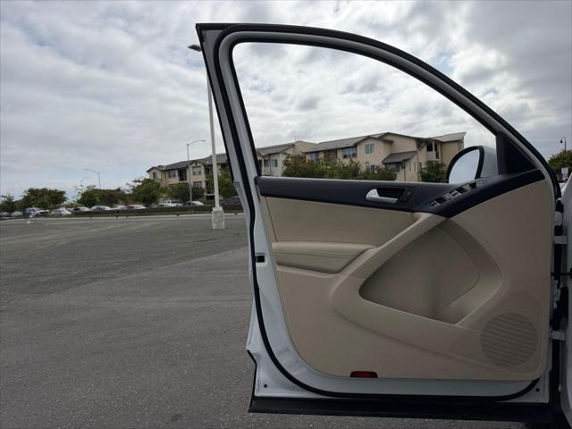 2016 Volkswagen Tiguan SE